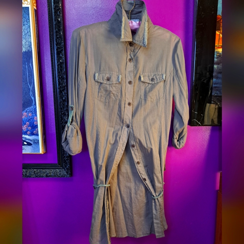 Miilla Army Green Long Sleeve Button Up Shirt Dress. Added Detail. Size Medium